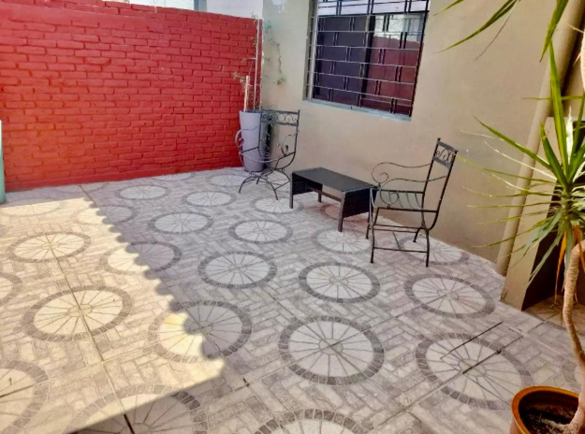 Local Comercial ID.3216 - Alquiler Casa Local Comercial Carrasco Norte Cochera 