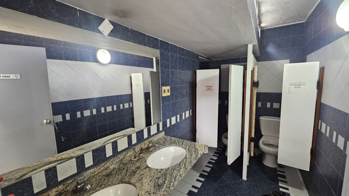 Local Comercial ID.4312 - Venta o Alquiler Impresionante Local Comercial La Blanqueada