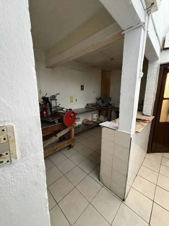 Local Comercial ID.6329 - Venta Local con Renta 11% anual Aires Puros Inversion