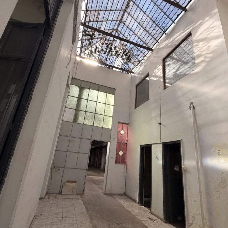 Local Comercial ID.6922 - Venta y Alquiler Local Comercial 774m2 Villa Muñoz sobre Avenida