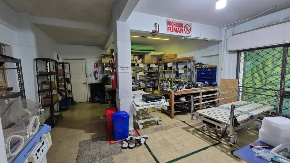 Local Comercial ID.5839 - Venta Dos Locales en Uno 140m2 Cordon