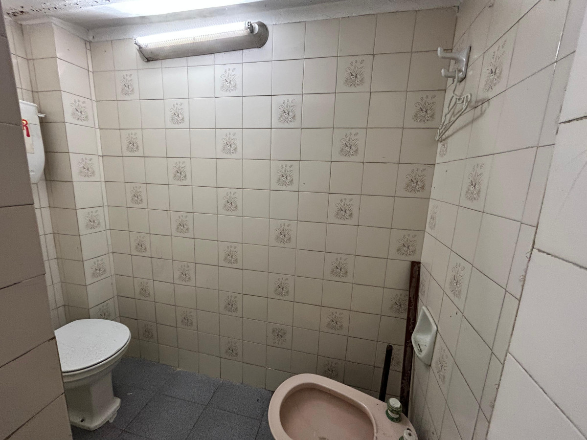 Local Comercial ID.4514 - Venta o Alquiler Local Comercial y Casa Barrio de los Judios