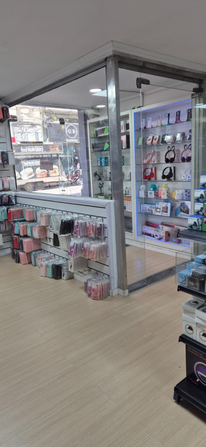 Local Comercial ID.4904 - Alquiler Local Comercial 200m2 Centro