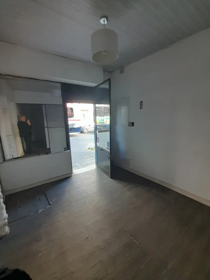 Local Comercial ID.5419 - Alquiler Local Comercial 23m2 La Comercial