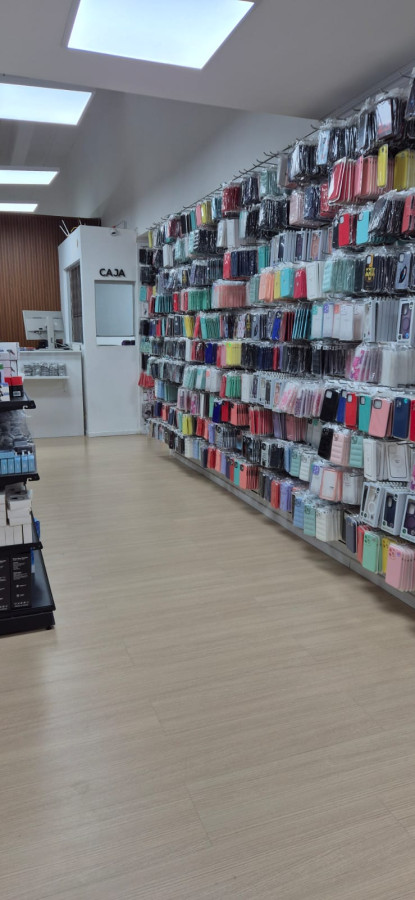 Local Comercial ID.4904 - Alquiler Local Comercial 200m2 Centro