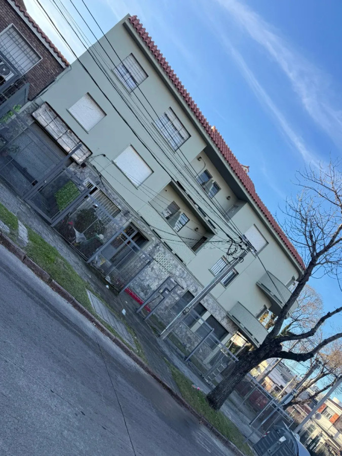Local Comercial ID.4975 - Venta 2 Locales Comerciales 116m2 Malvin 