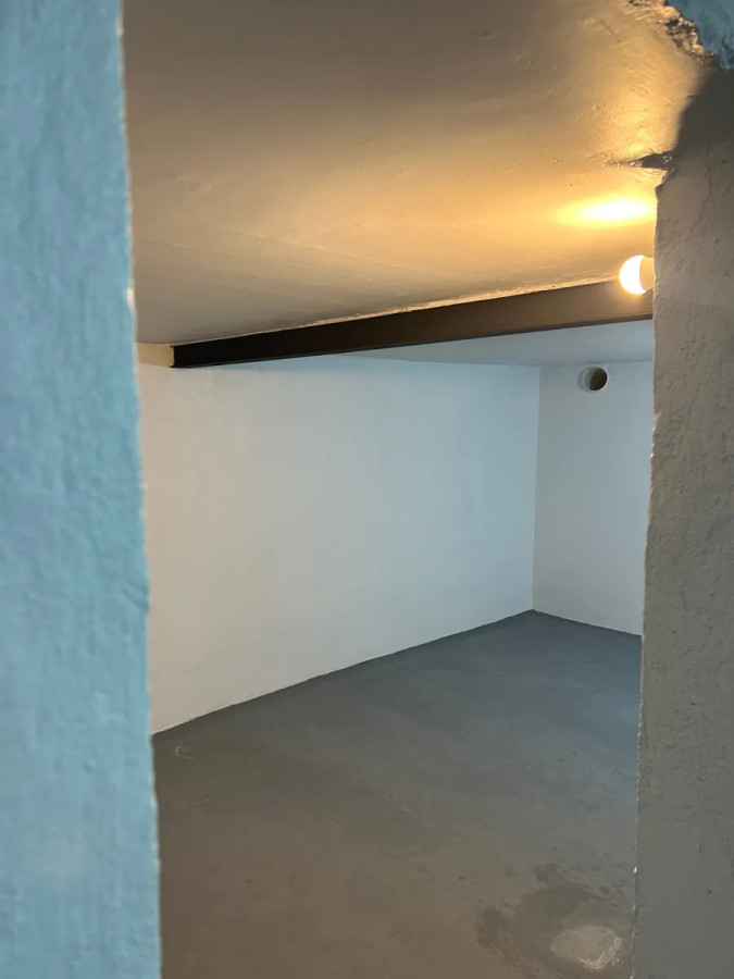 Local Comercial ID.5121 - Alquiler Local Comercial 131m2 Mercado Modelo con garaje