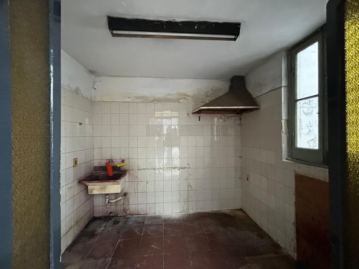 Local Comercial ID.6922 - Venta y Alquiler Local Comercial 774m2 Villa Muñoz sobre Avenida