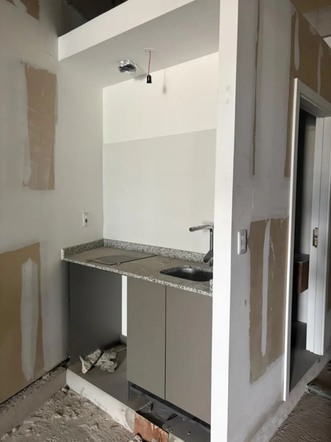Local Comercial ID.7008 - Alquiler Excelente Local Nuevo Barra de Carrasco