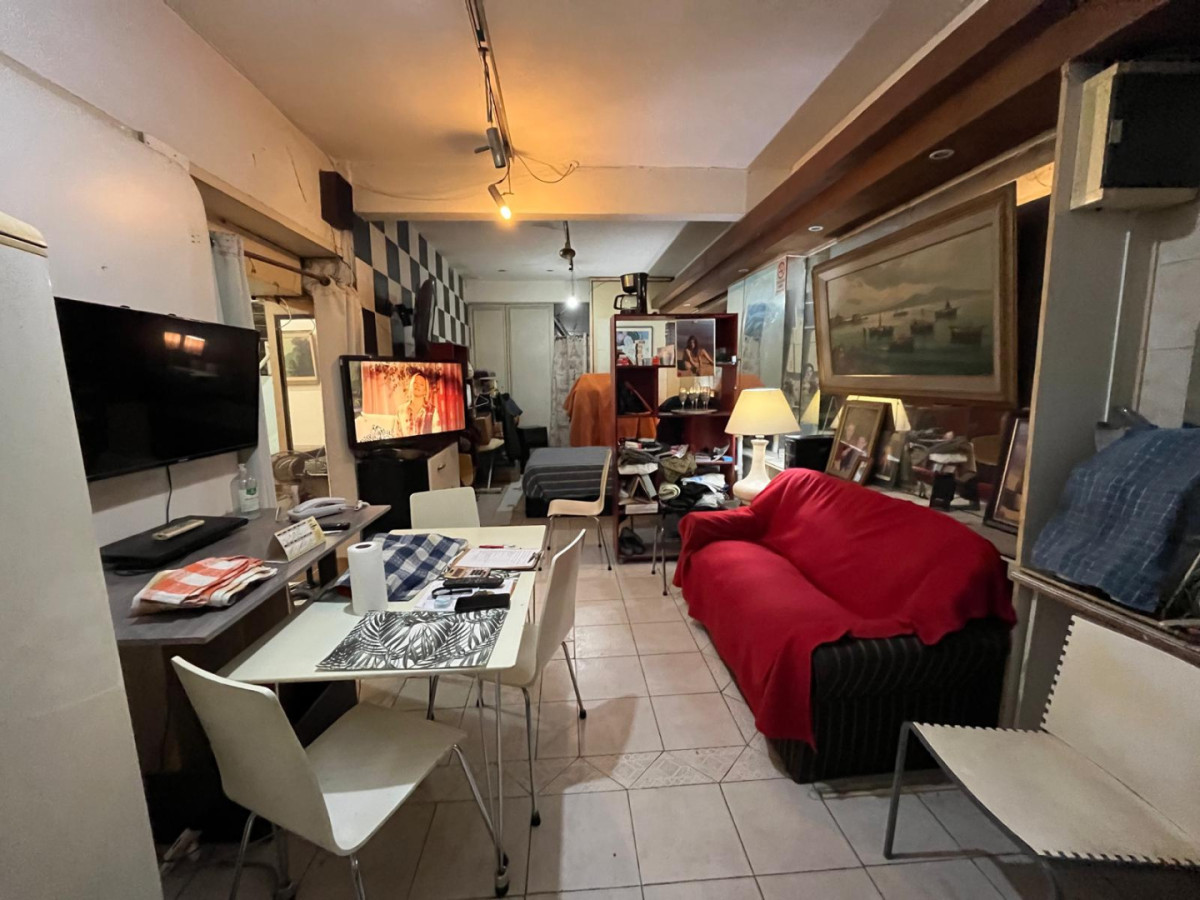 Local Comercial ID.5820 - Venta Local con Vivienda dos Plantas 240m2 Centro