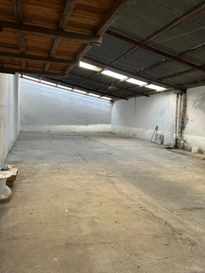 Local Comercial ID.6546 - Alquiler Gran Local Jacinto Vera 290m2 Cochceras o Multirubro