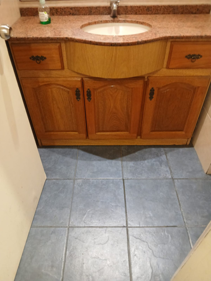 Local Comercial ID.5602 - Alquiler Local Comercial 1800m2 La Comercial con cocheras