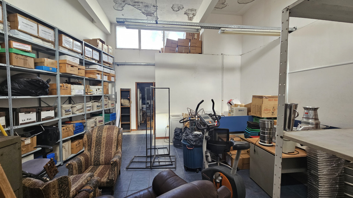 Local Comercial ID.4312 - Venta o Alquiler Impresionante Local Comercial La Blanqueada