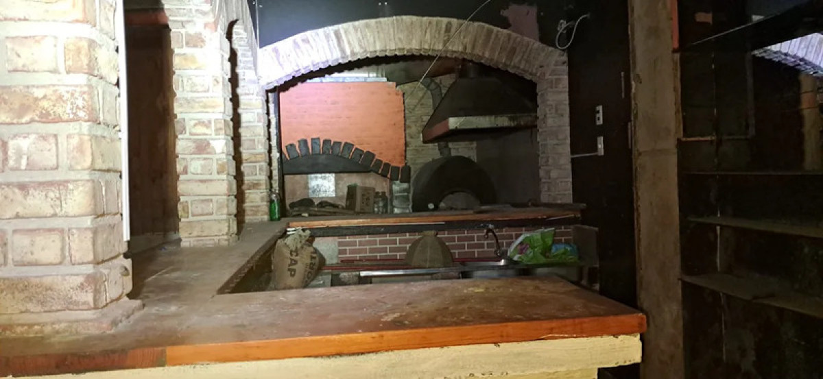 Local Comercial ID.5413 - Venta o Alquiler Local Gastronomico o Vivienda Aguada