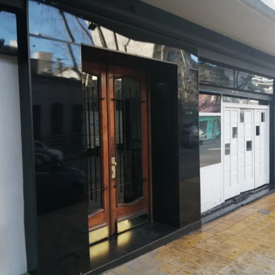 Local Comercial ID.5193 - Alquiler Precioso Local con Vivienda Centro 64m2 