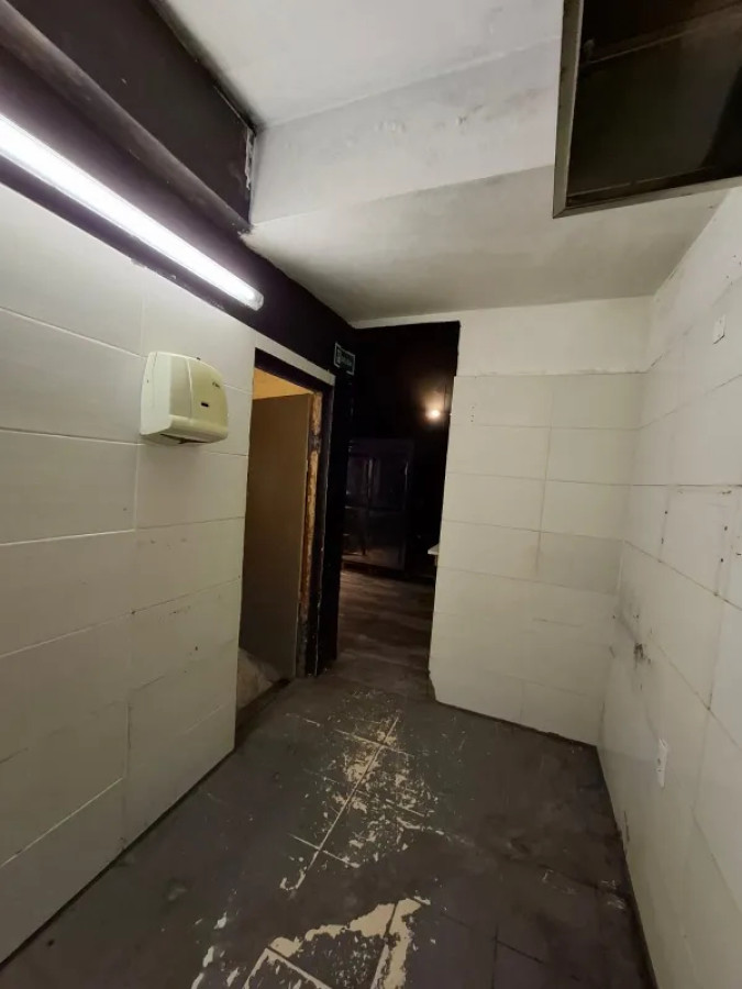Local Comercial ID.5300 - Alquiler Local Comercial 144m2 Parque Batlle