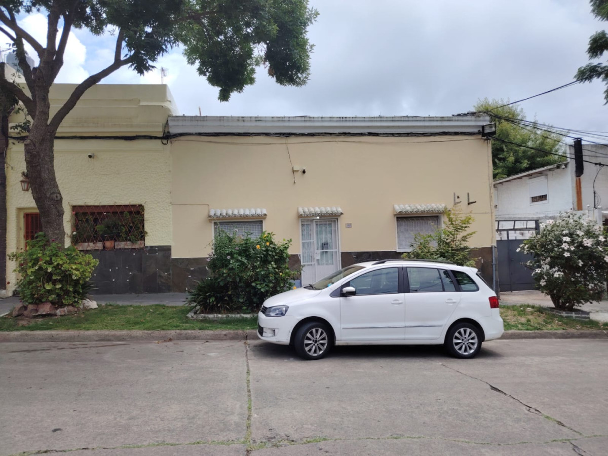 Local Comercial ID.5952 - Alquiler Casona para Empresa o Residencial 3 Privados Buceo