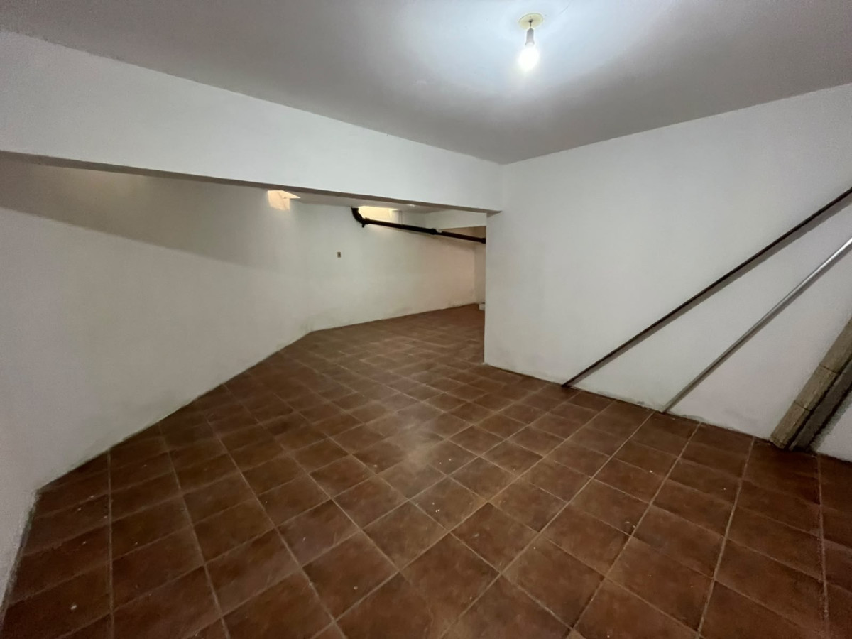 Local Comercial ID.6366 - Alquiler Local con Vivienda Goes con Sotano