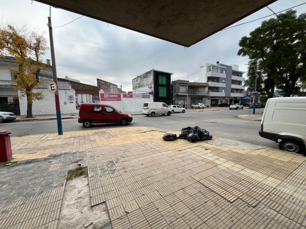 Local Comercial ID.6366 - Alquiler Local con Vivienda Goes con Sotano