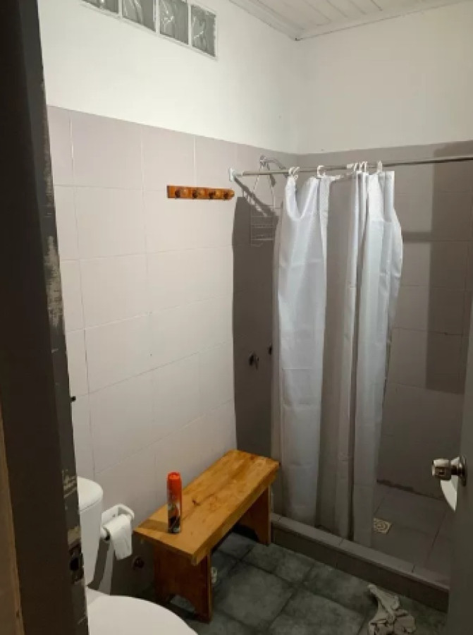 Local Comercial ID.3595 - Venta Local Con Renta Brazo Oriental 