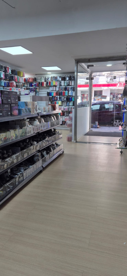 Local Comercial ID.4904 - Alquiler Local Comercial 200m2 Centro