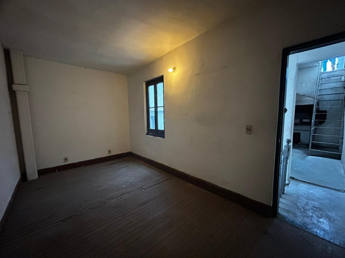 Local Comercial ID.6922 - Venta y Alquiler Local Comercial 774m2 Villa Muñoz sobre Avenida