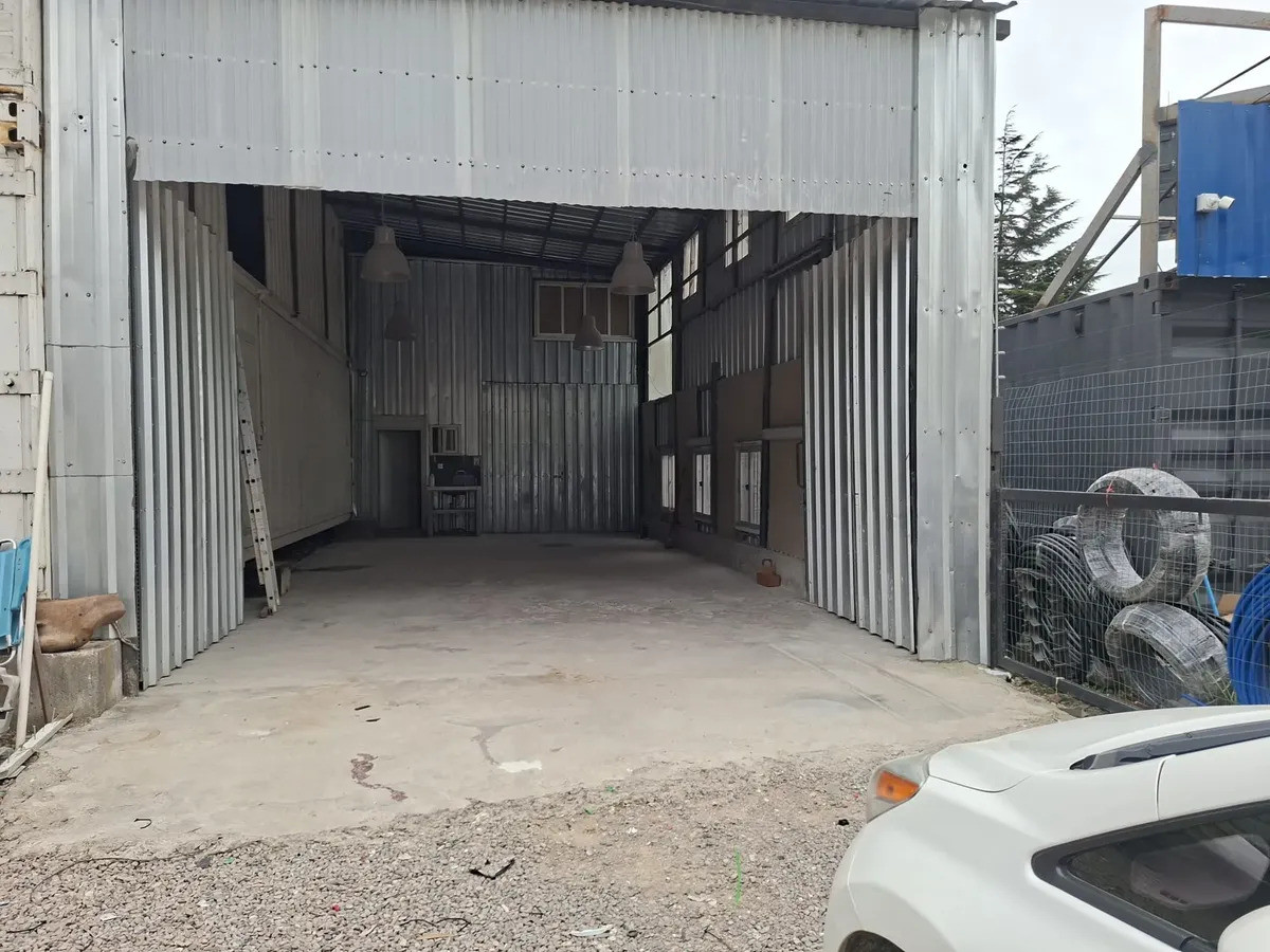 Local Comercial ID.6903 - Alquiler Local Comercial tipo Galpones Paso Carrasco 185m2