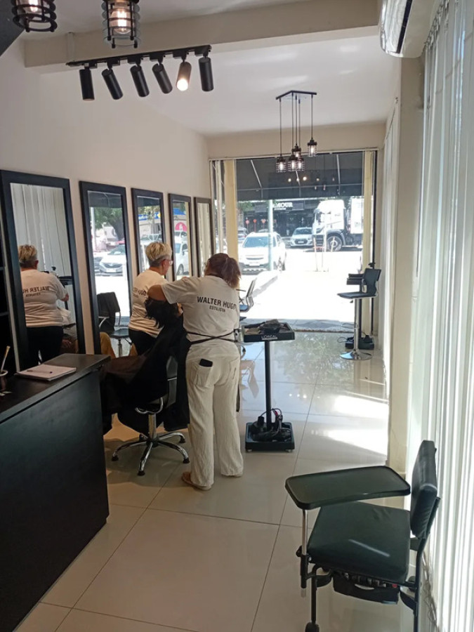 Local Comercial ID.5708 - Alquiler Local 65m2 ideal Peluqueria Punta Gorda