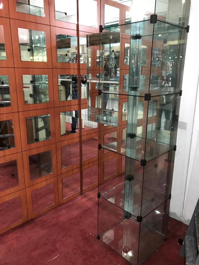 Local Comercial ID.5135 - Alquiler Local Comercial 10m2 Galeria Cristal Centro