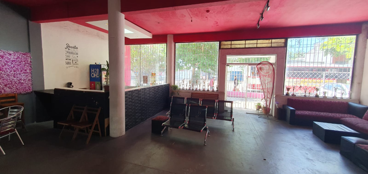 Local Comercial ID.4210 - Alquiler Local Comercial Unión Cocheras