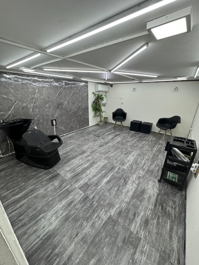 Local Comercial ID.5310 - Alquiler Local Peluqueria o Estetica Centro 36m2