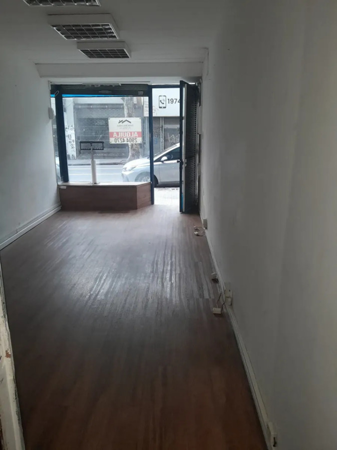Local Comercial ID.6743 - Alquiler Local 60m2 Centro 2 Plantas 