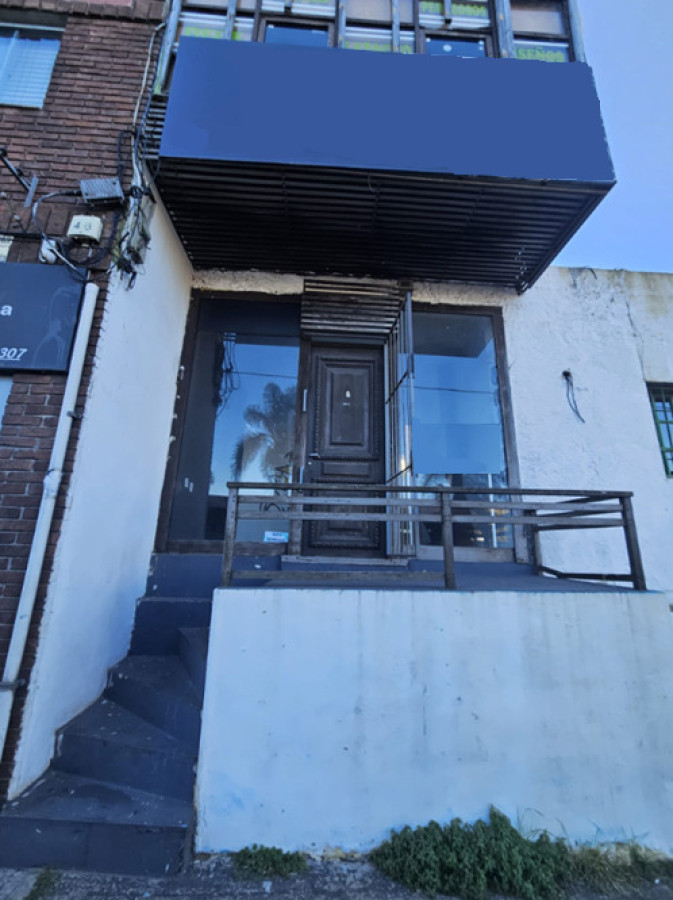 Local Comercial ID.6442 - Alquiler o Venta Local o Vivienda Malvin 75m2 en dos plantas