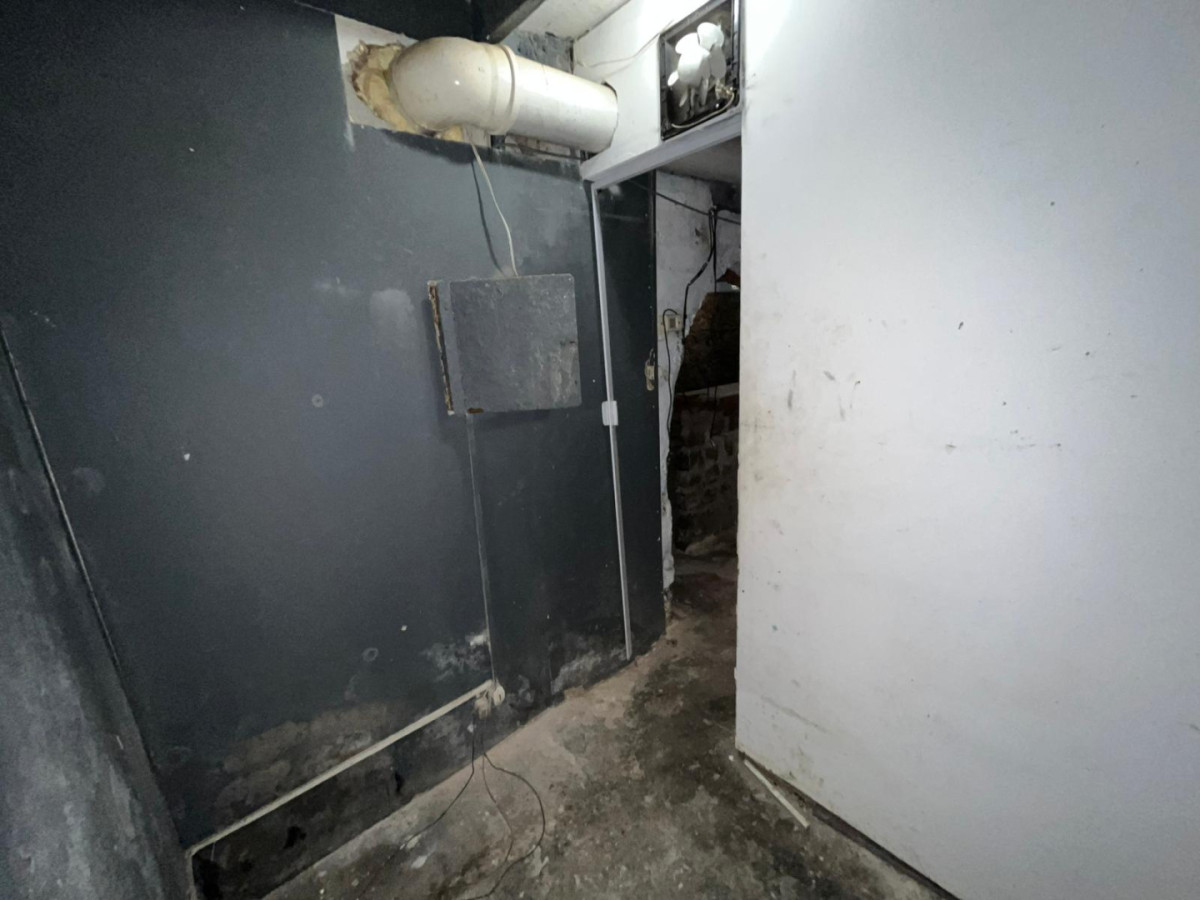 Local Comercial ID.5483 - Alquiler Local Gastronomico Parque Rodo con Sotano 70m2