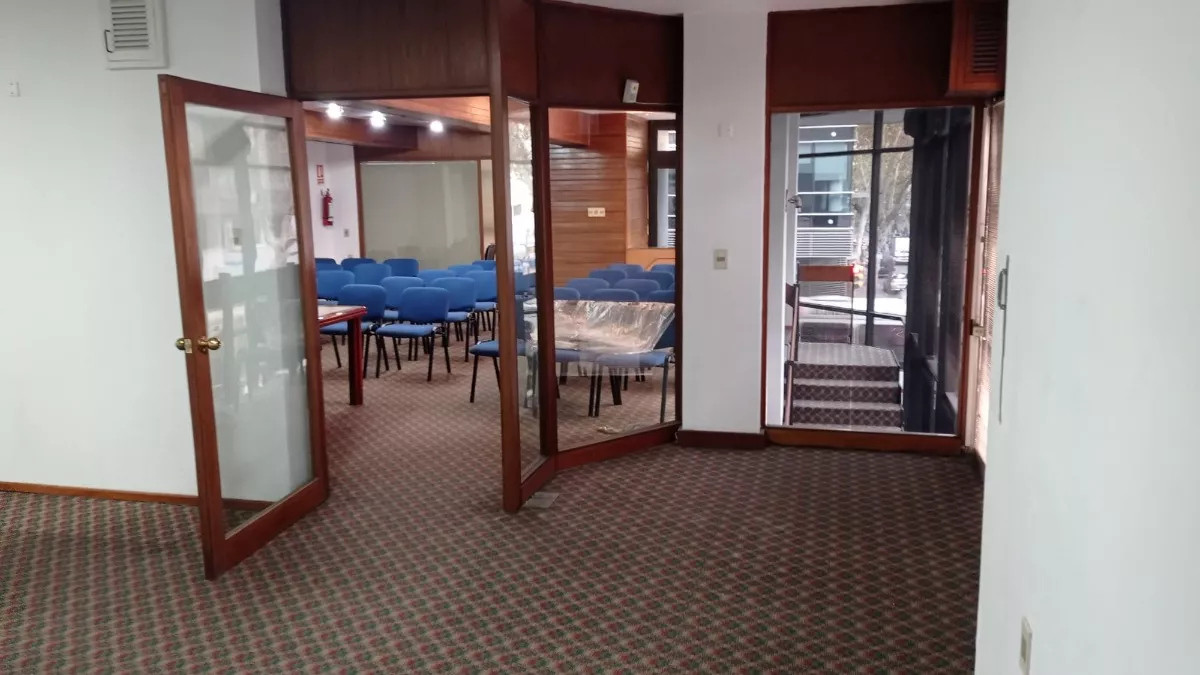 Local Comercial ID.4129 - Alquiler o Venta Local Comercial Centro 