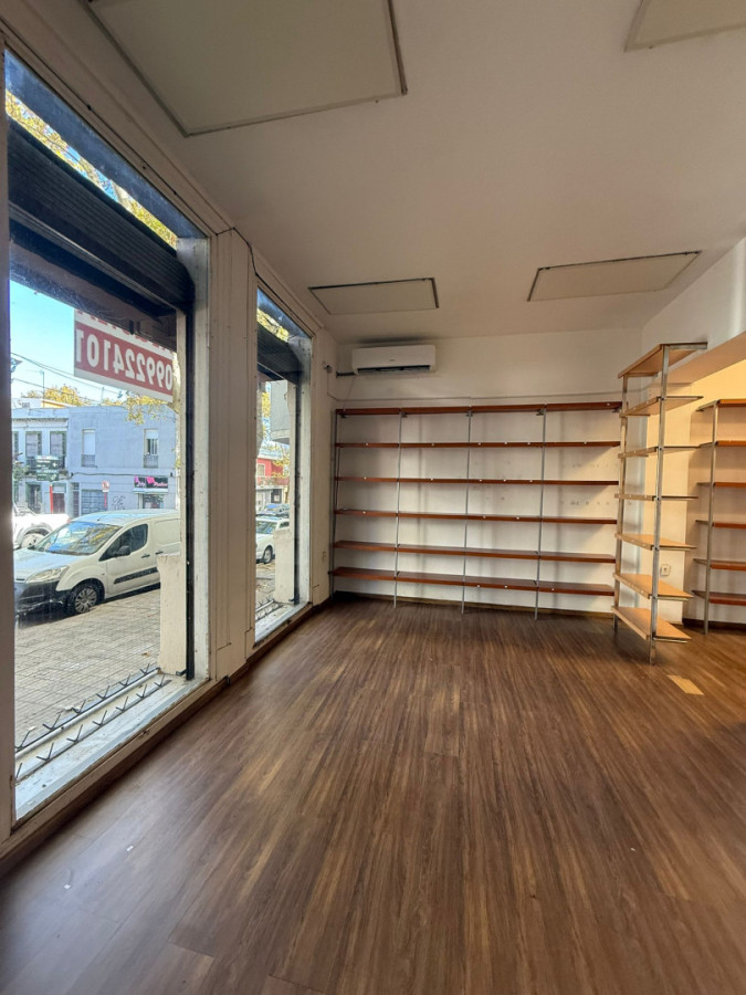 Local Comercial ID.6412 - Alquiler Local Comercial 80m2 La Comercial 