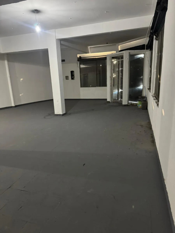 Local Comercial ID.4975 - Venta 2 Locales Comerciales 116m2 Malvin 