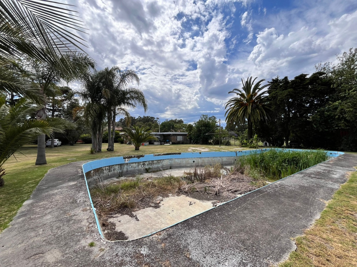 Terreno ID.2707 - Venta Excelente Terreno con dos Casas y galpones Para Inversionistas Parque Carrasco
