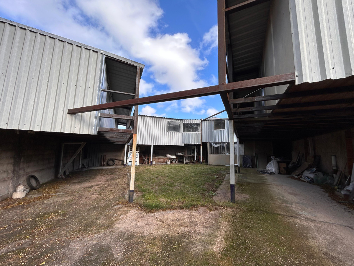 Terreno ID.4798 - Venta Terreno con Construcción a terminar Buceo Inversion