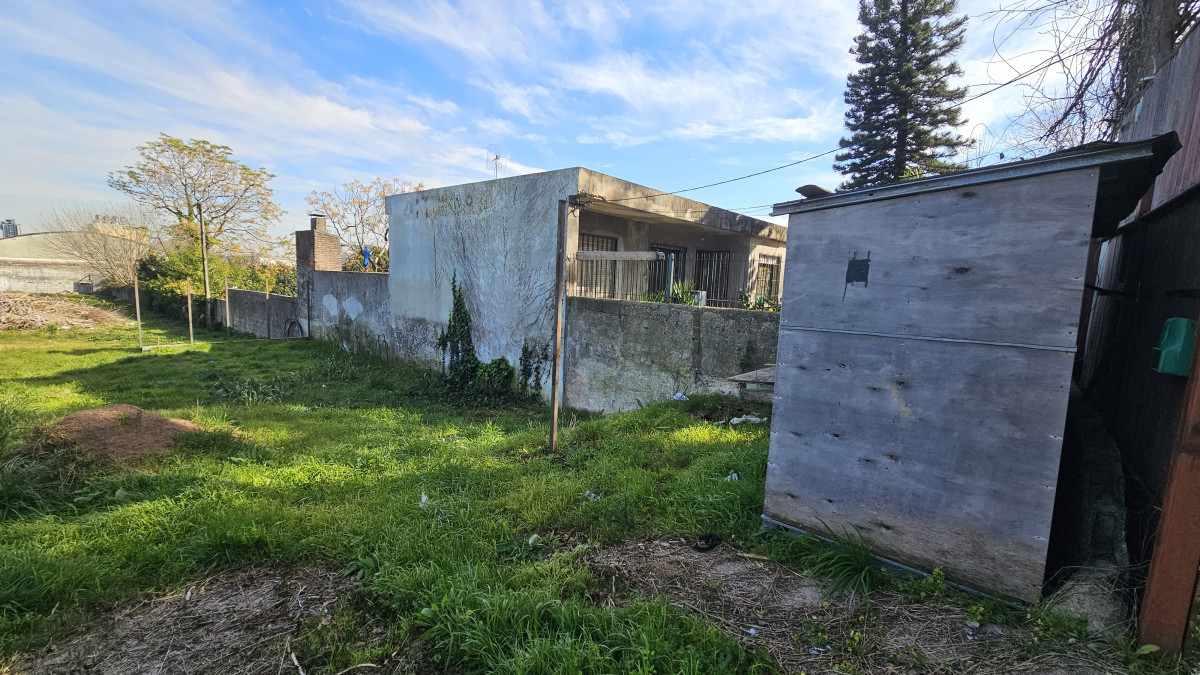 Terreno ID.4890 - Venta Terreno y Proyecto de Viviendas Malvin Norte Inversion