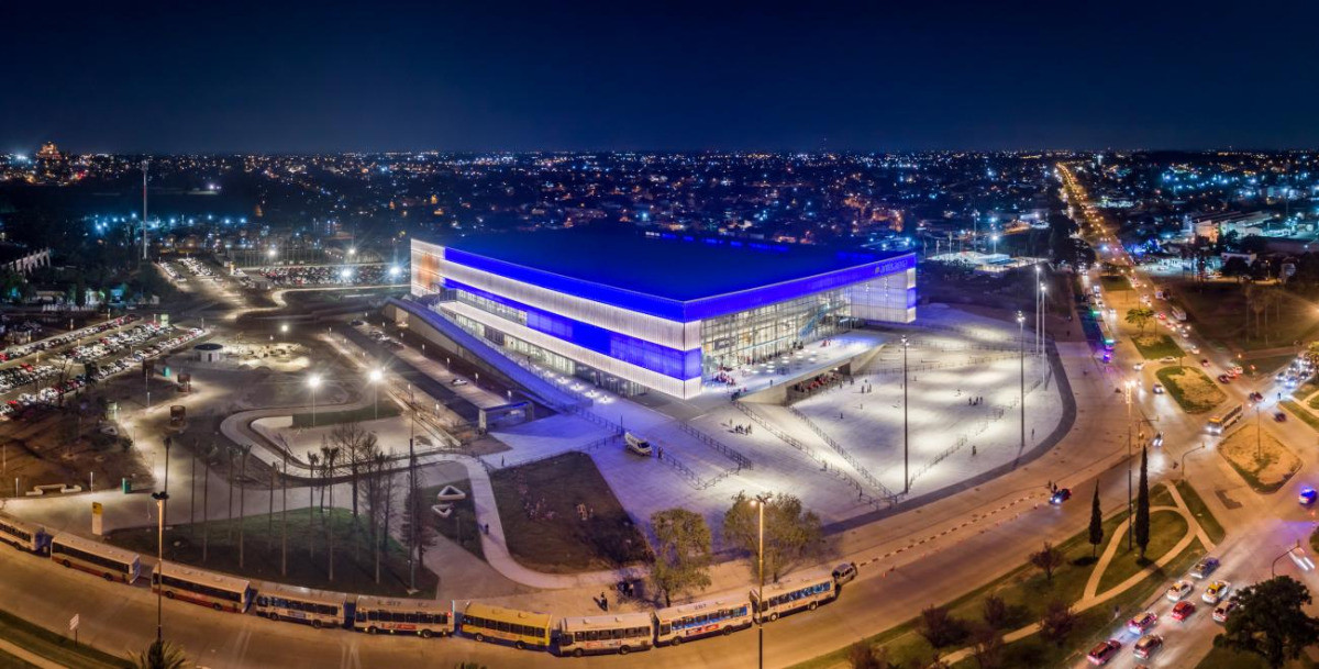 Terreno ID.5424 - Venta Terreno en esquina Antel Arena 300m2 Perez Castellanos