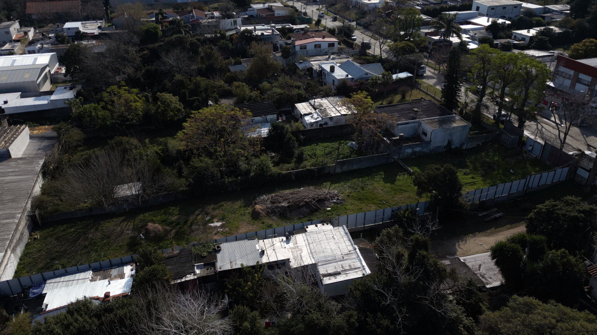 Terreno ID.4890 - Venta Terreno y Proyecto de Viviendas Malvin Norte Inversion