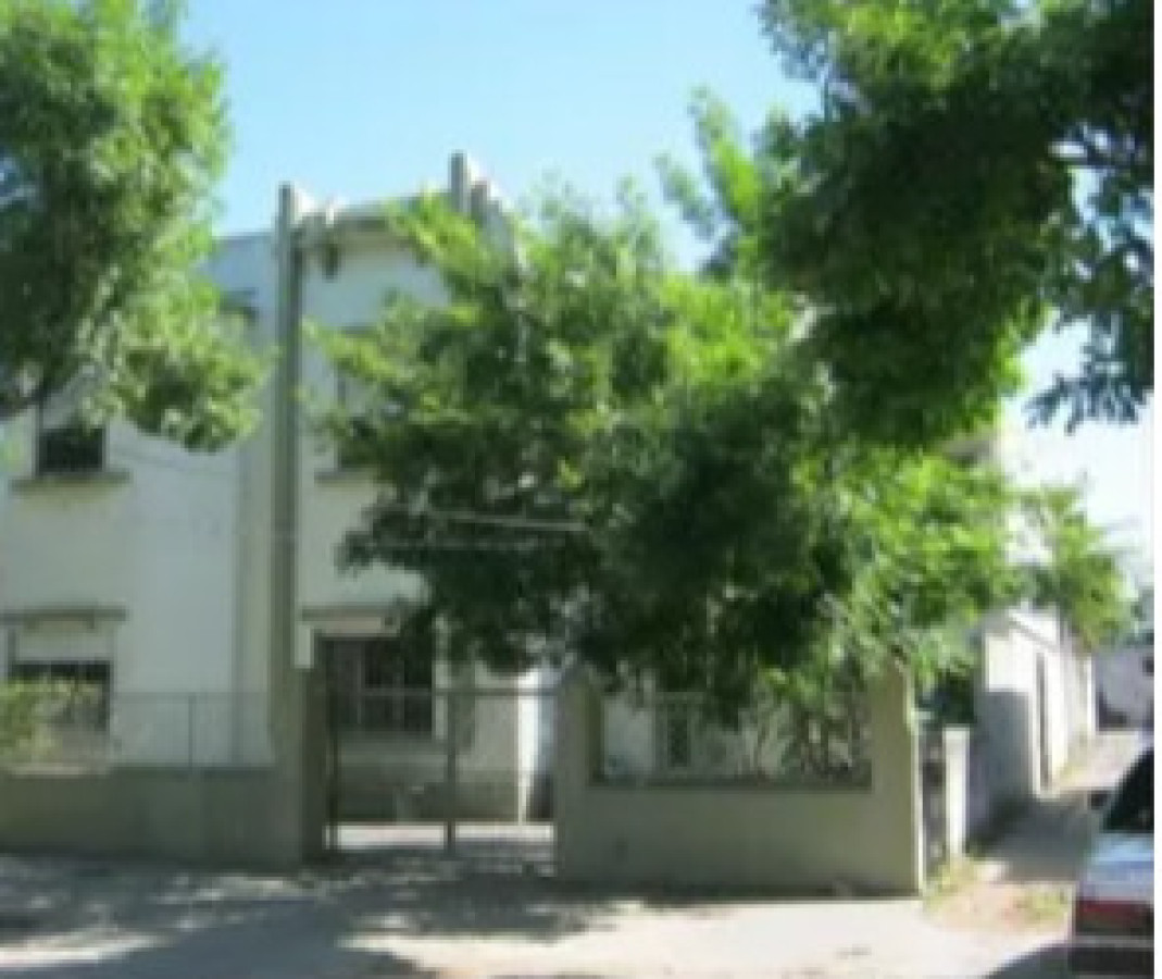 Terreno ID.5541 - Venta Terreno con Casa y Cocheras Inversion Ideal Constructora