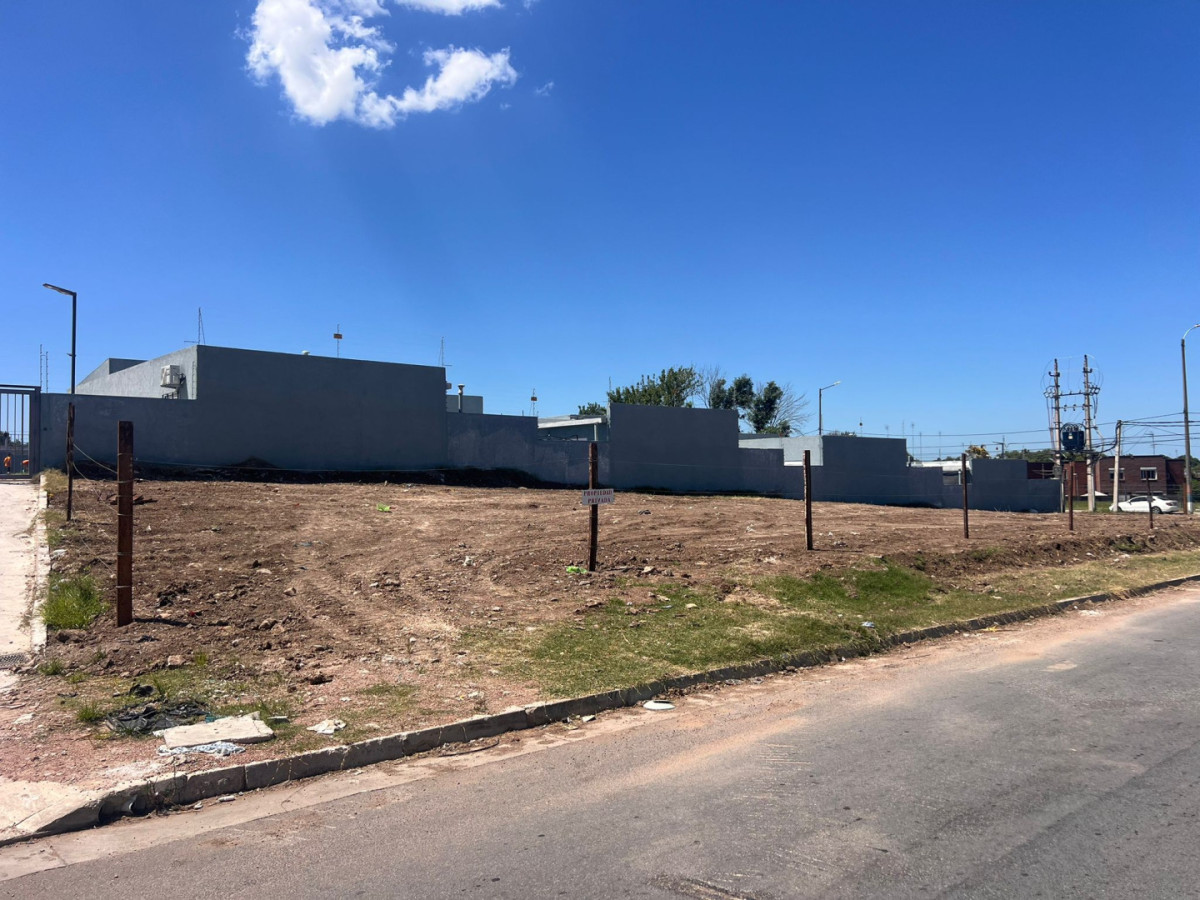 Terreno ID.4641 - Venta Terreno Nivelado 845m2 Nuevo París 