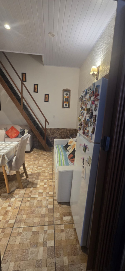 Apartamento ID.5948 - Venta Apartamento tipo Casa 2 Dormitorios Reducto con Patio