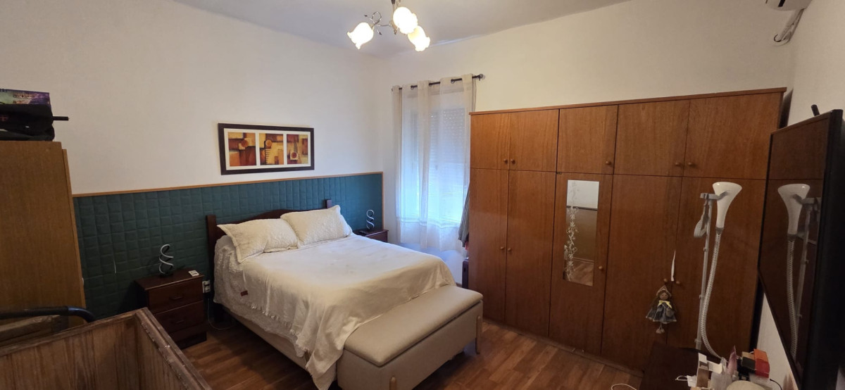 Apartamento ID.5948 - Venta Apartamento tipo Casa 2 Dormitorios Reducto con Patio