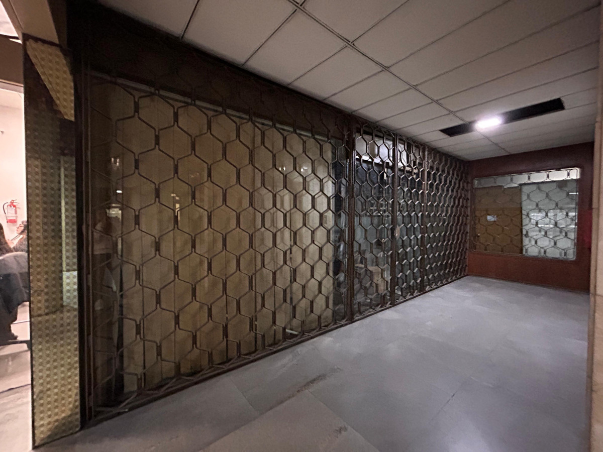 Oficina ID.5273 - Alquiler Oficina o Local  Grande Galería Cristal Centro 386m2