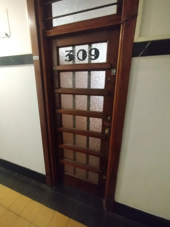 Oficina ID.5524 - Venta o Alquiler Oficina Equipada Ciudad Vieja