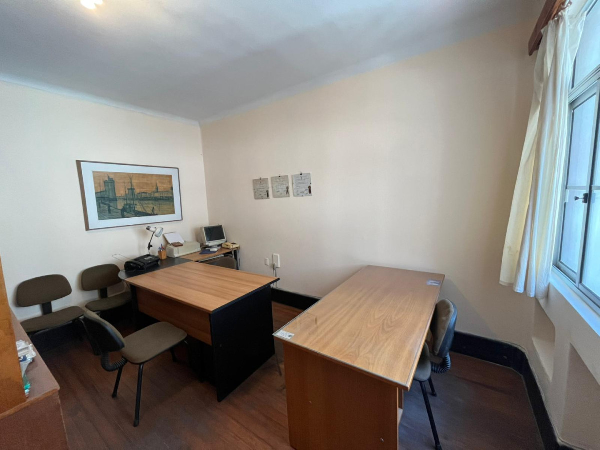 Oficina ID.5524 - Venta o Alquiler Oficina Equipada Ciudad Vieja
