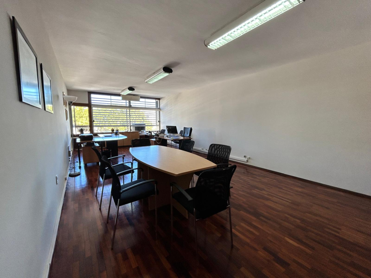 Oficina ID.2955 - Venta Oficina 46m2 Cordón detrás de la Galería Del Notariado